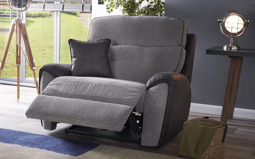 La-Z-Boy Columbus Fabric Manual Recliner Love Chair | La-Z-Boy Columbus Sofa Range | ScS