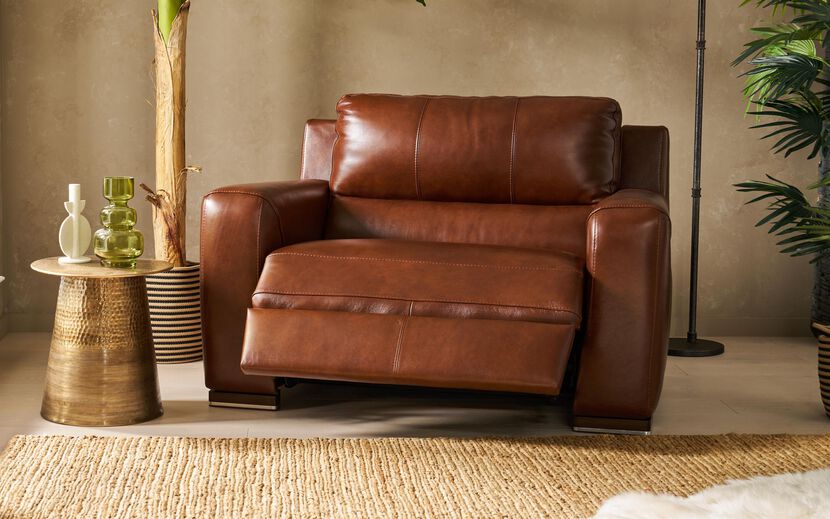 Sisi Italia Lucca Love Chair Power Recliner | Chairs | ScS